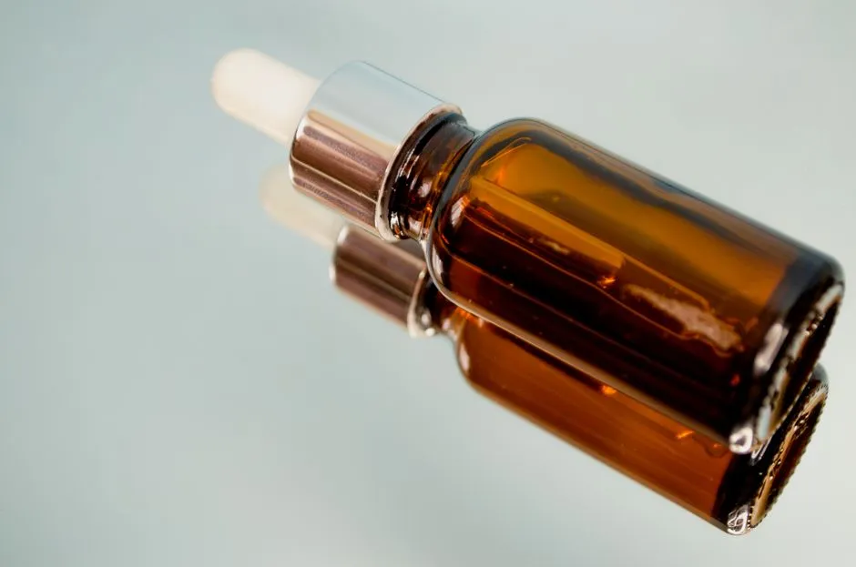 5 składników aktywnych, które musisz znać przed zakupem serum